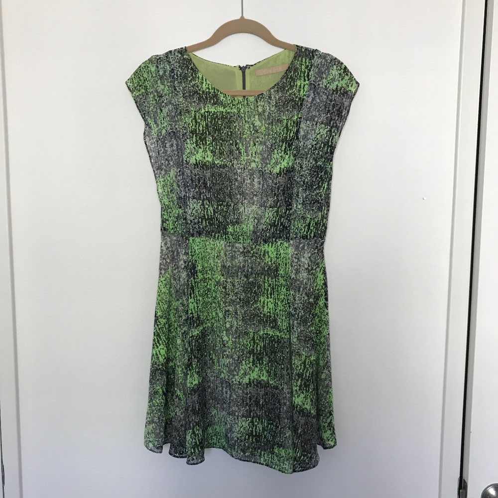 Tasse Tasse Women Dress